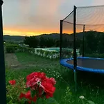 Ваканционна къща планински кът